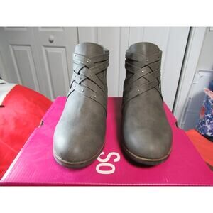 Women's So Grey Boots